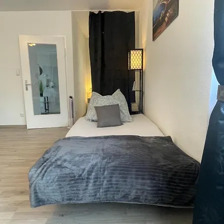 Apartamento Perfekte 1,5 Zentral In Gegenueber Einkaufzentrum